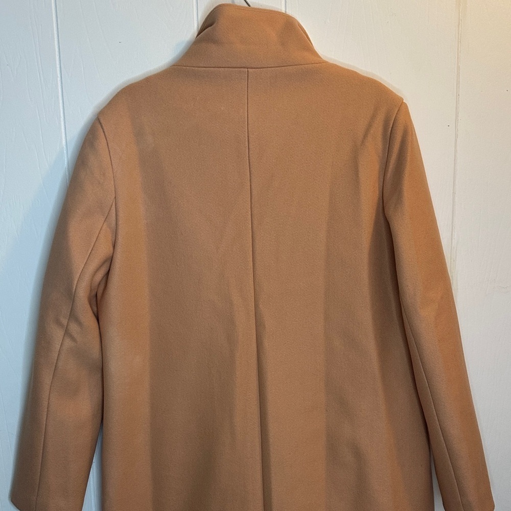 Elegant Tan Trench Coat for Women - Picture 16 of 16